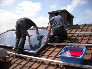 Pros and Cons of Residential Renewable Energy Options